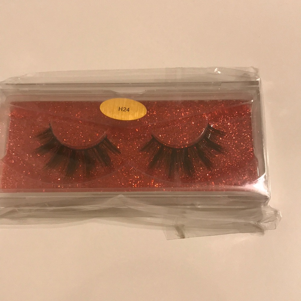 EYELASHES